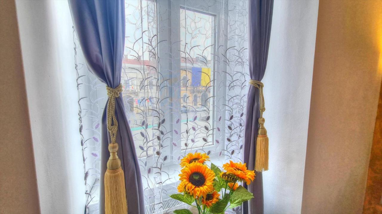 شقة Royal Mansion In Unirii Square كلوج-نابوكا المظهر الخارجي الصورة