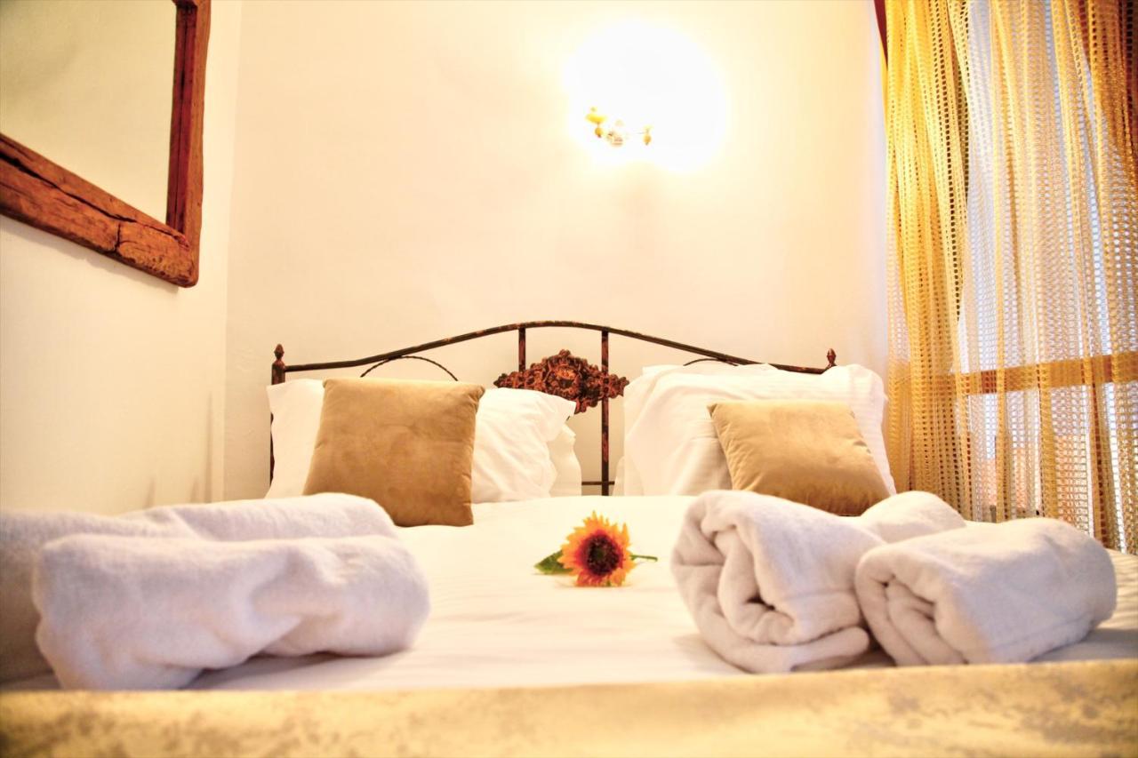 شقة Royal Mansion In Unirii Square كلوج-نابوكا المظهر الخارجي الصورة