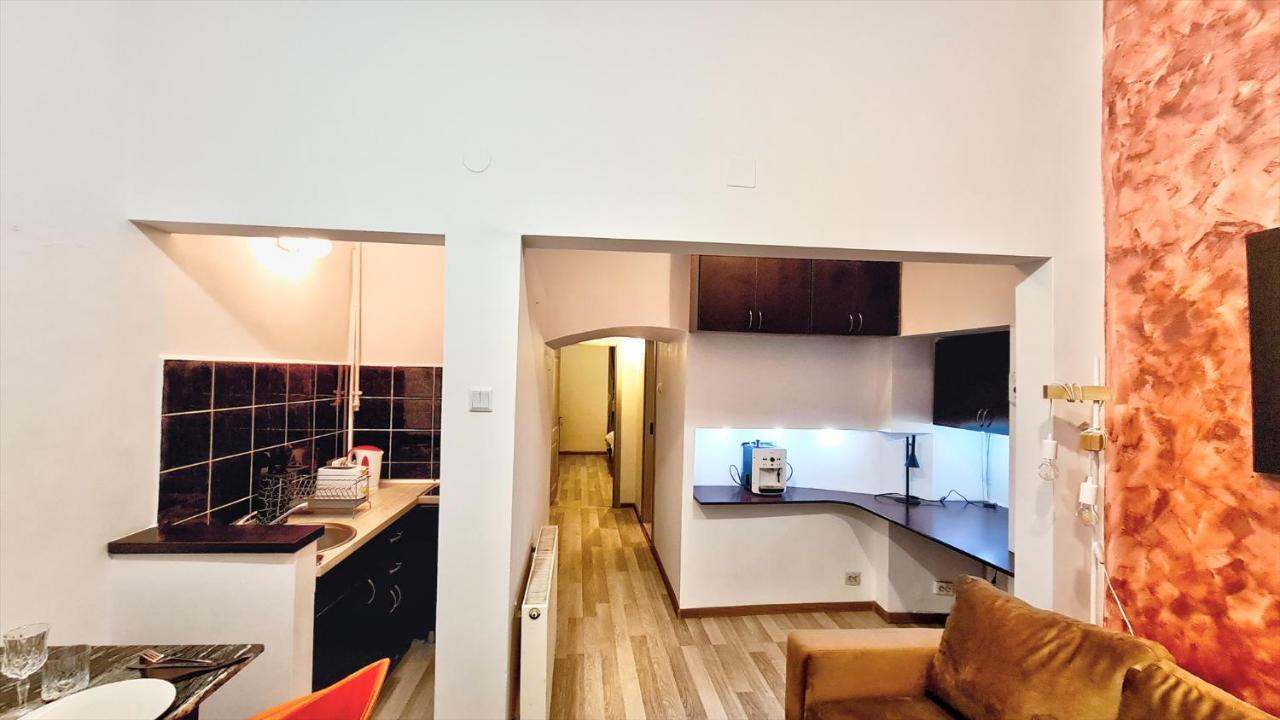 شقة Royal Mansion In Unirii Square كلوج-نابوكا المظهر الخارجي الصورة